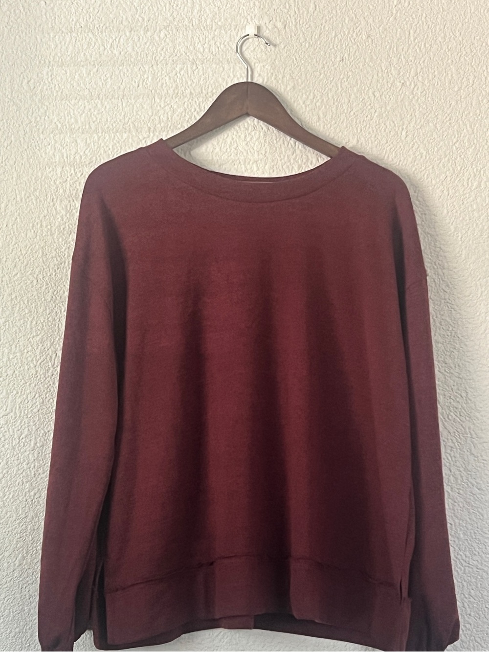 Andrée by Unit Rust Burgundy Relaxed Pullover Top Size L